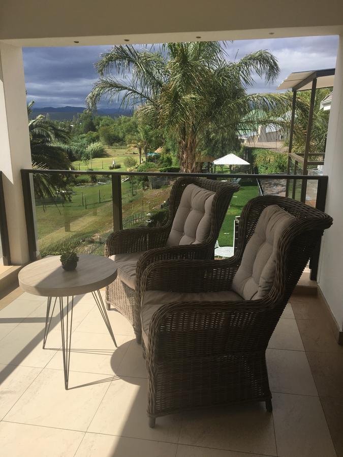 Oewerpalms View Ξενοδοχείο Oudtshoorn Εξωτερικό φωτογραφία